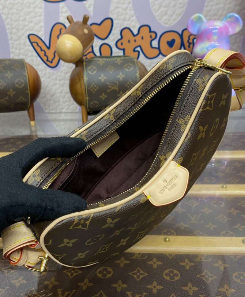 Louis Vuitton Croissant MM M46828 Brown